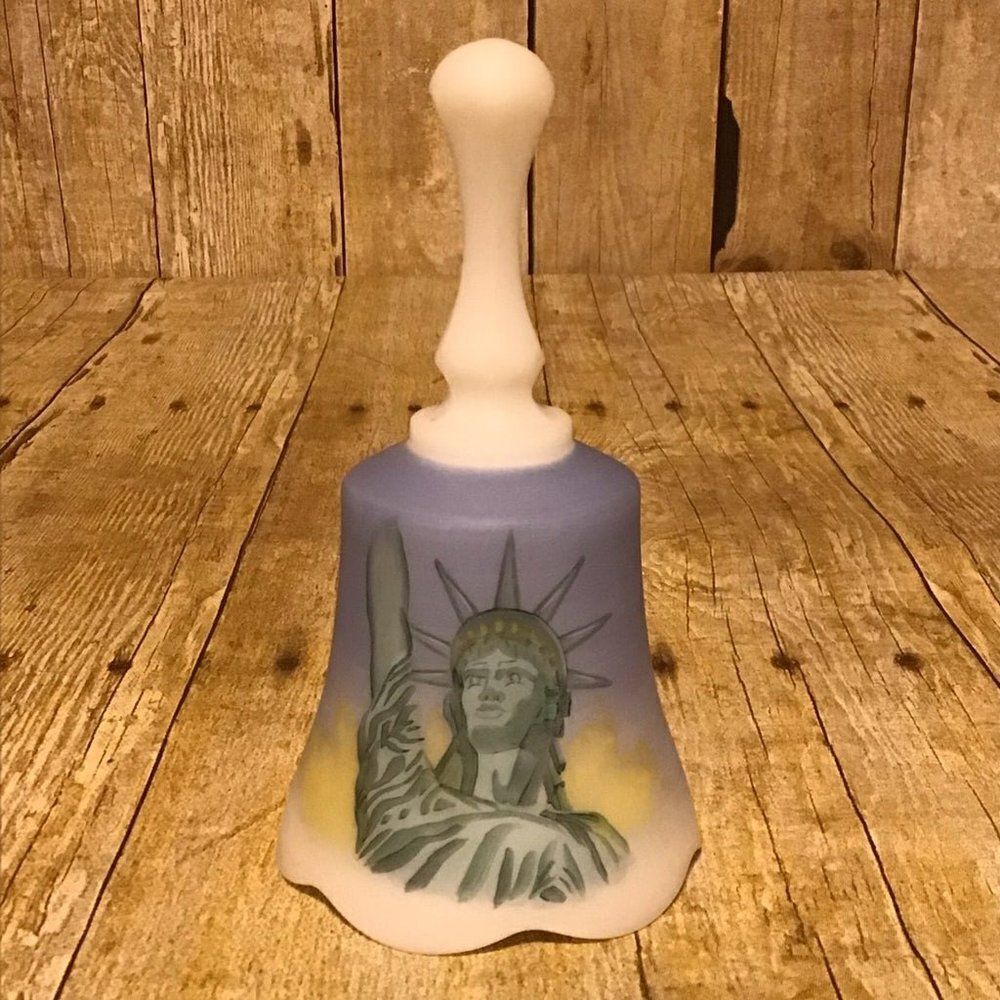 Fenton Statue Of Liberty Bell 100th Anniversary Numbered 326/1250